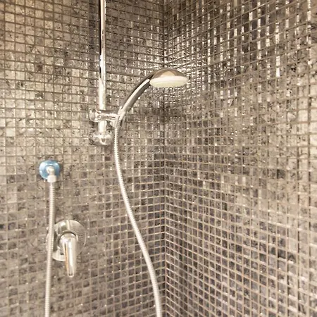 شقة Cairoliapartment *